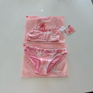 Pink Palm Puff Swimsuit- New with tags never worn top and bottom- 👙✨🌴